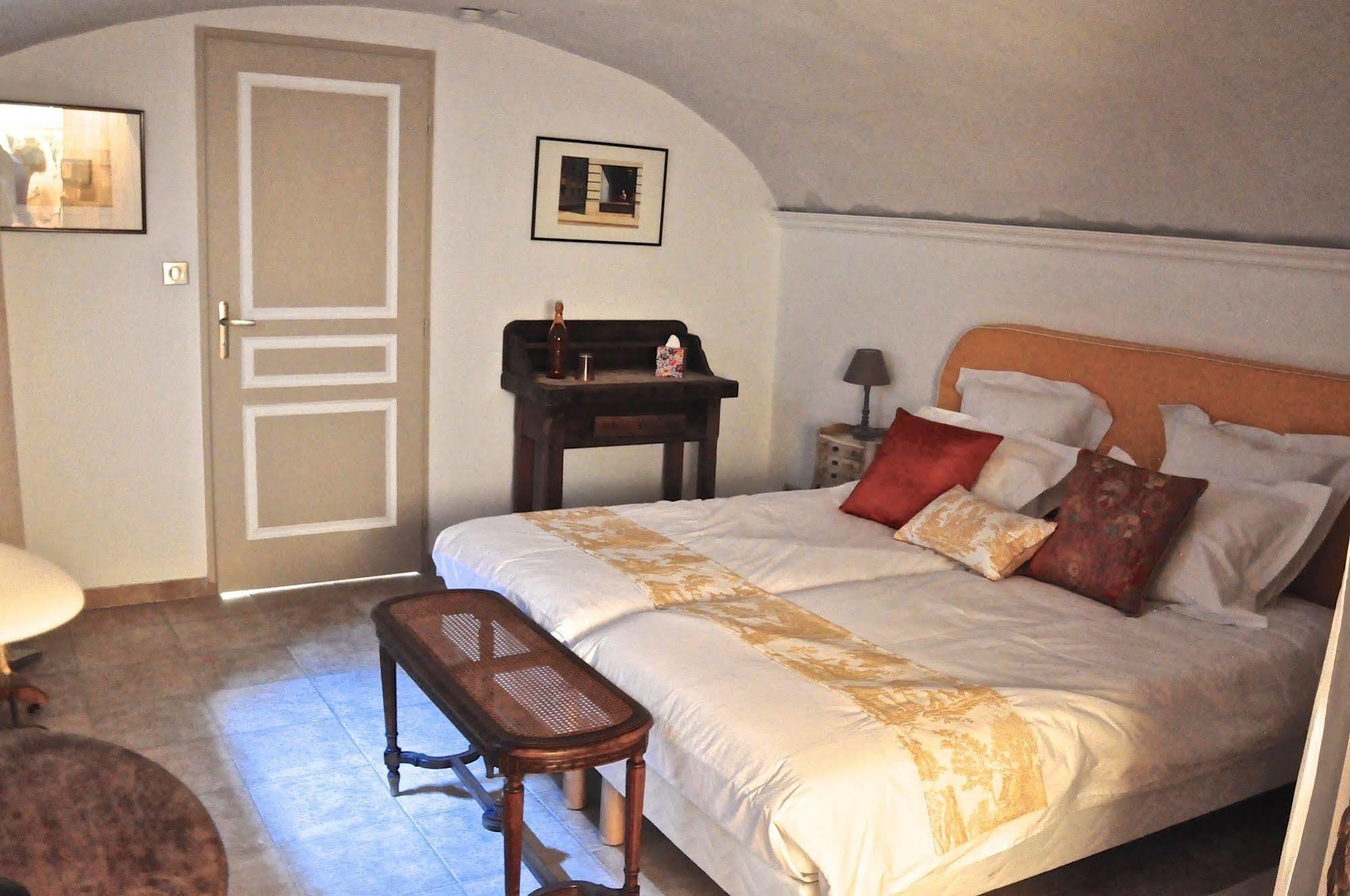 Le Clos Du Cher En Beaujolais Saint-Germain-Nuelles Экстерьер фото